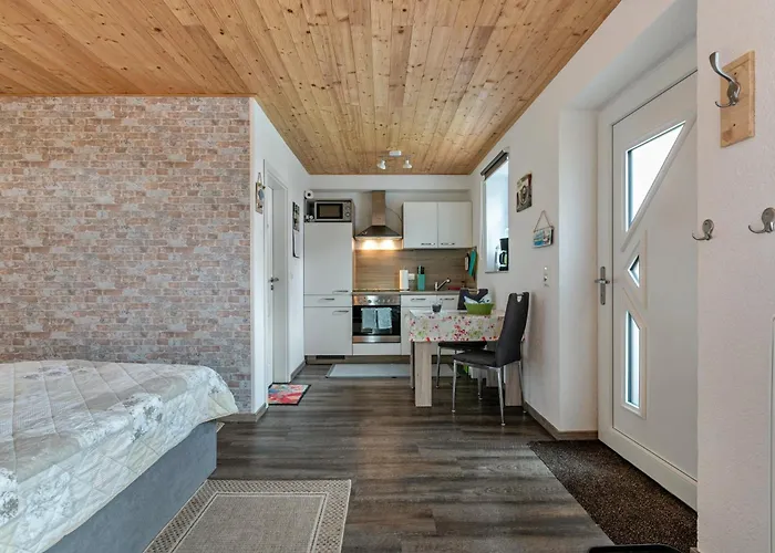 Nordlicht U Ostwind * Wesselburener Deichhausen